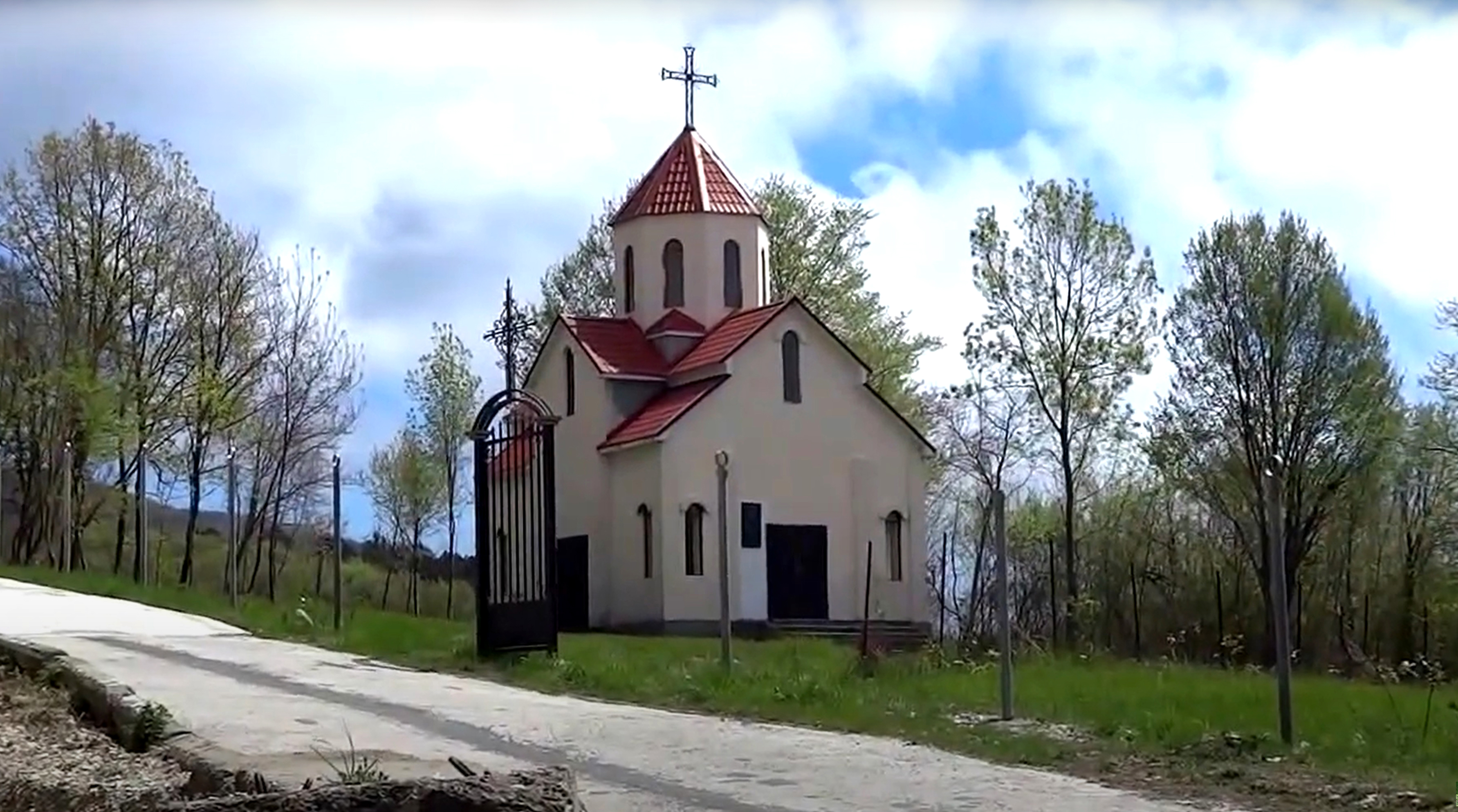 Церковь Сурб Саркис (Лазаревское)