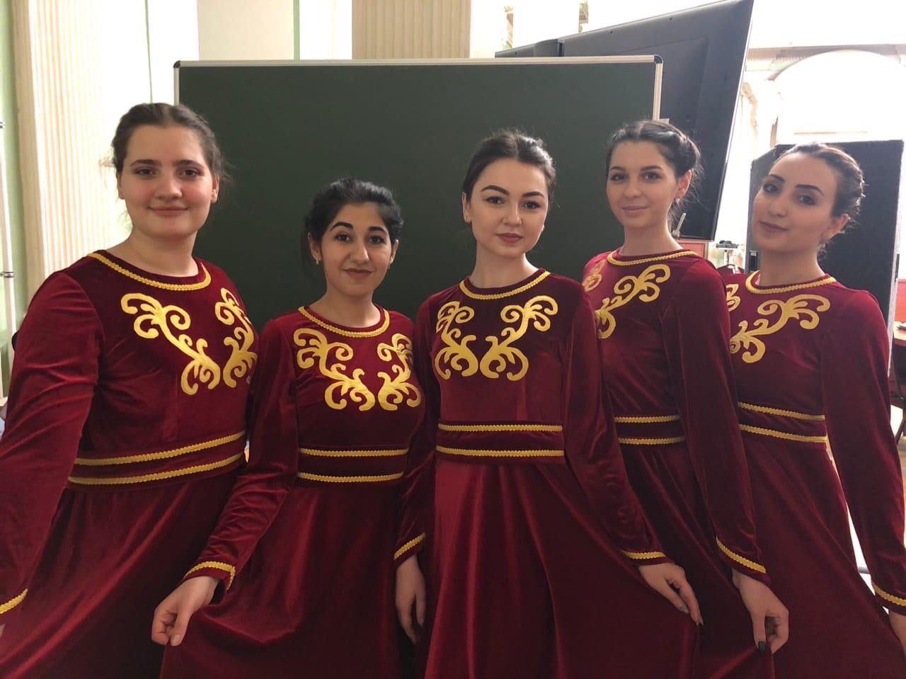 Ансамбль армянских народных танцев \"МУШ\" (Москва)